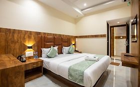 Hotels Heraa International